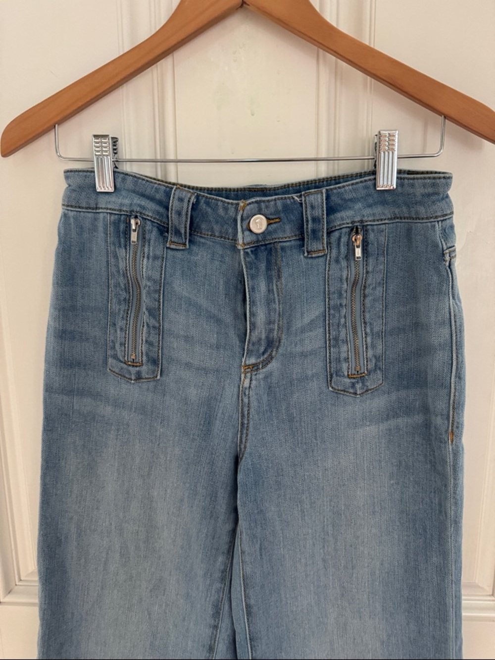 NWOT Pilcro and the Letterpress Light Blue Wide-Leg Jeans - Picture 2 of 4